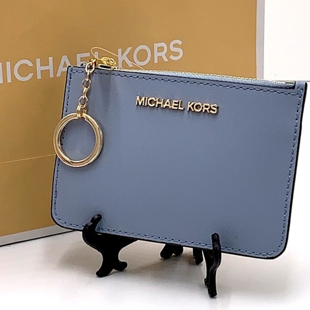 MICHAEL KORS SMALL TOP ZIP
COINPOUCH WITH ID CARD PALE BLUE
COLOR - Picture 1 of 12